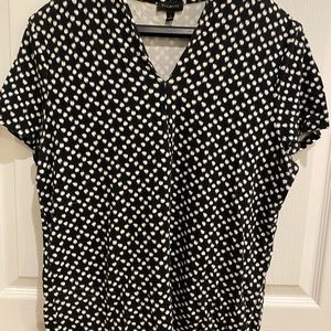 Talbot black and white top